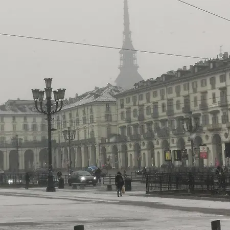 Vacancy 4 - Bridge House * 토리노