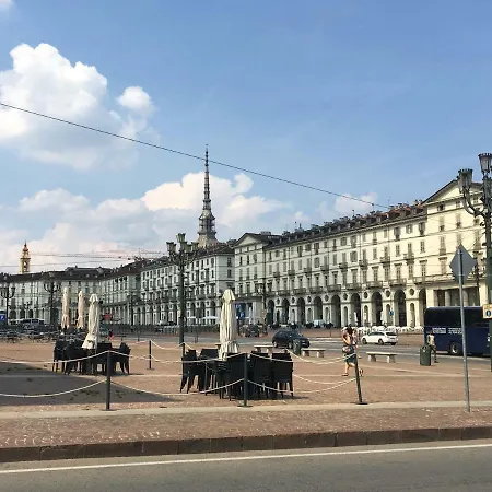 Vacancy 4 - Bridge House * 토리노