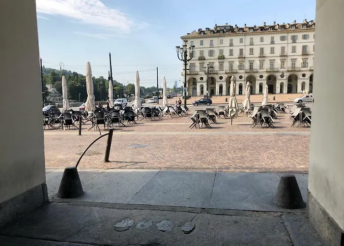 Vacancy 4 - Bridge House Daire Torino